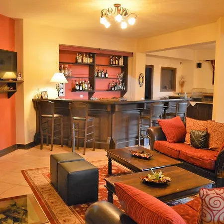 Hotel Dryades Eláti